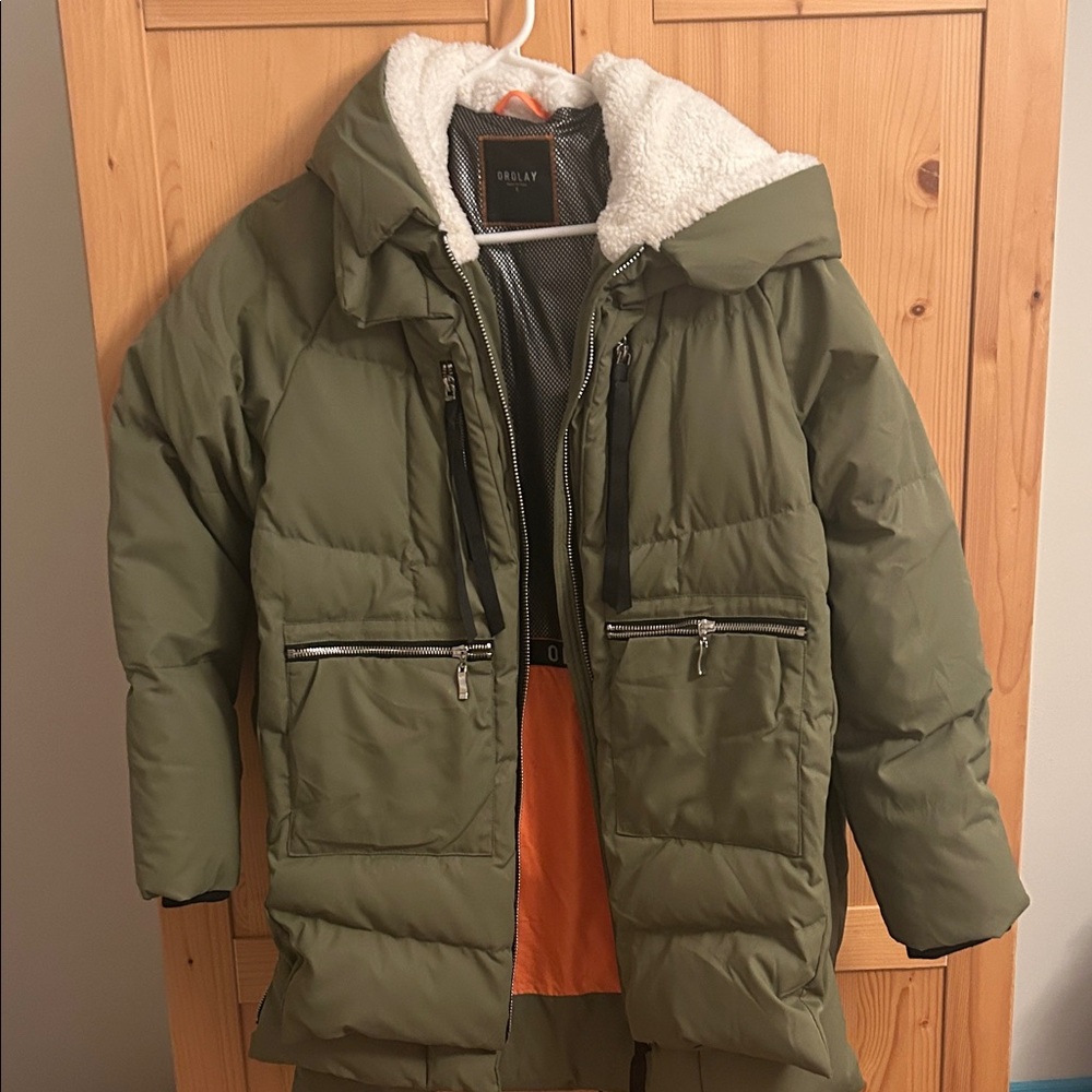 Orolay Olive Green Jacket with White Fleece Lining